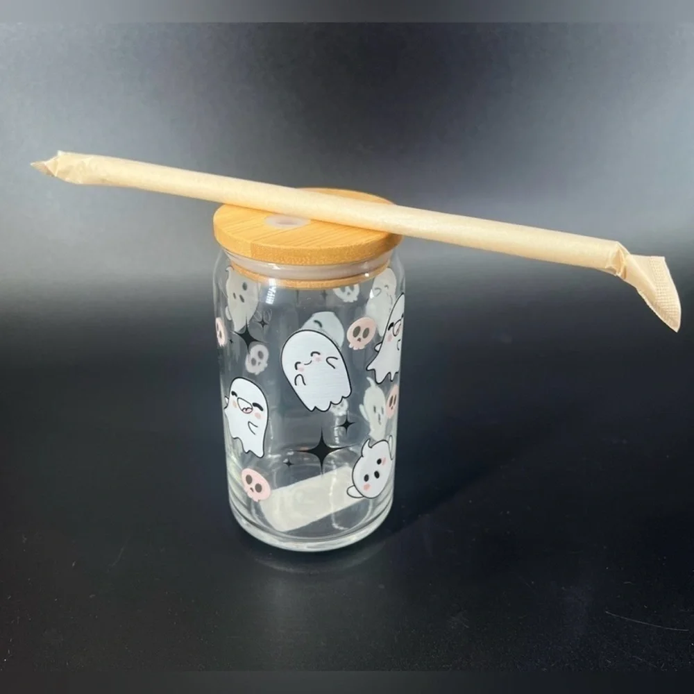 NWT Halloween themed glass tumbler cup with bamboo lid and straw 16oz unused
